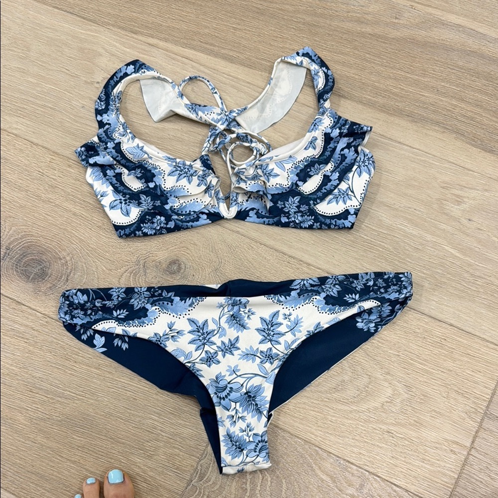 Agua bendita bikini Large top and bottom